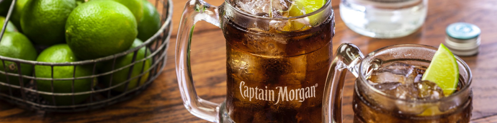 Коктейлі з ромом Captain Morgan: пий, як пірат