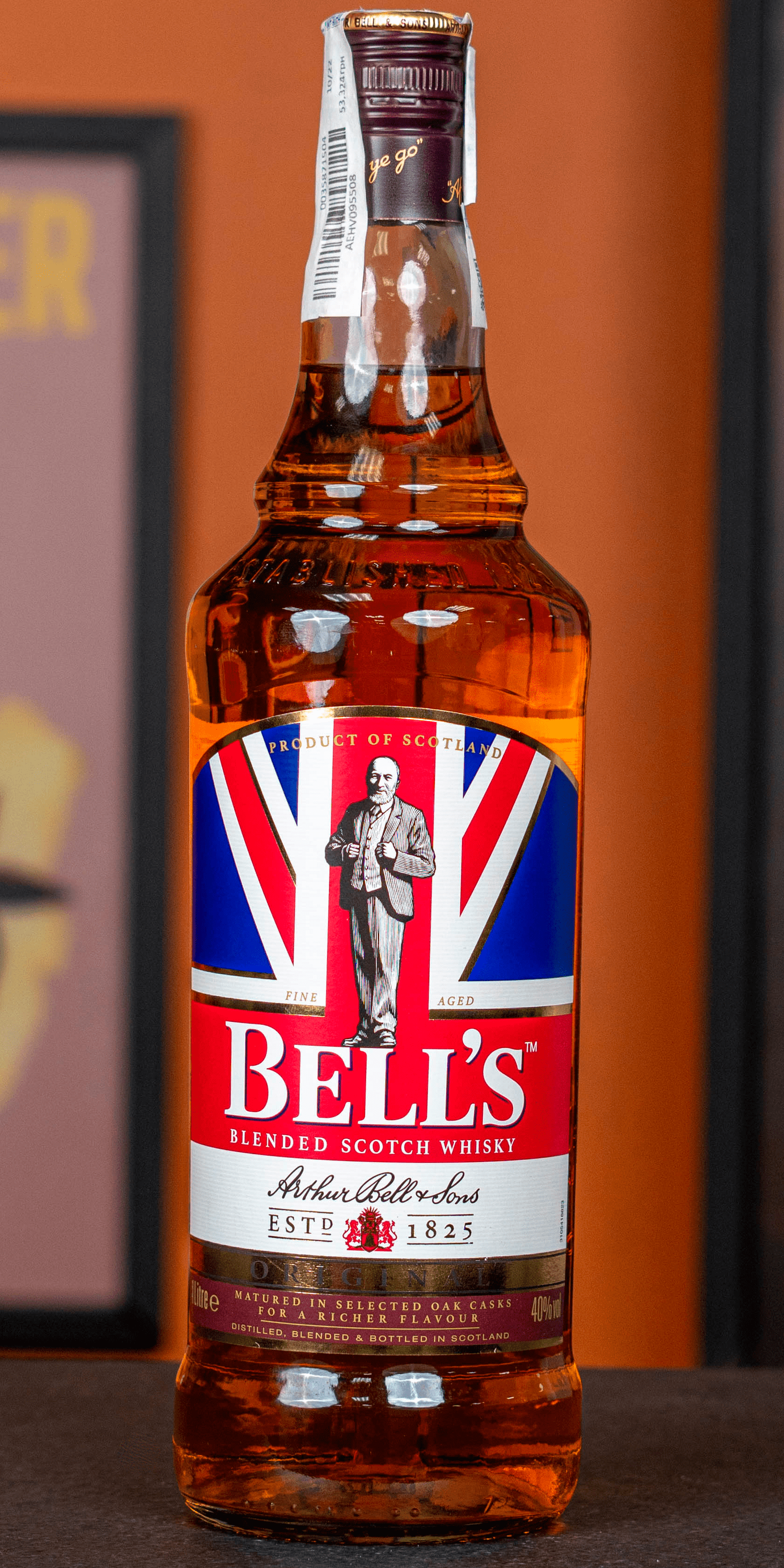 Bell’s 1 літр ⊰ Купити віскі Беллс 1л в Києві, Україні | BAYADERA